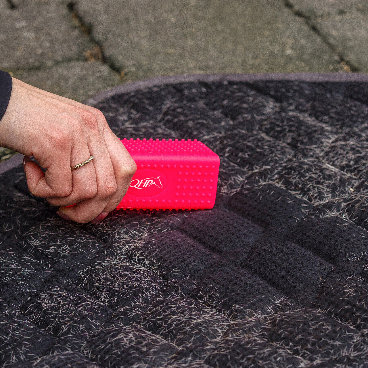 Spazzola Rimuovi Peli Cavallo e Sottosella| El Gaucho Sport