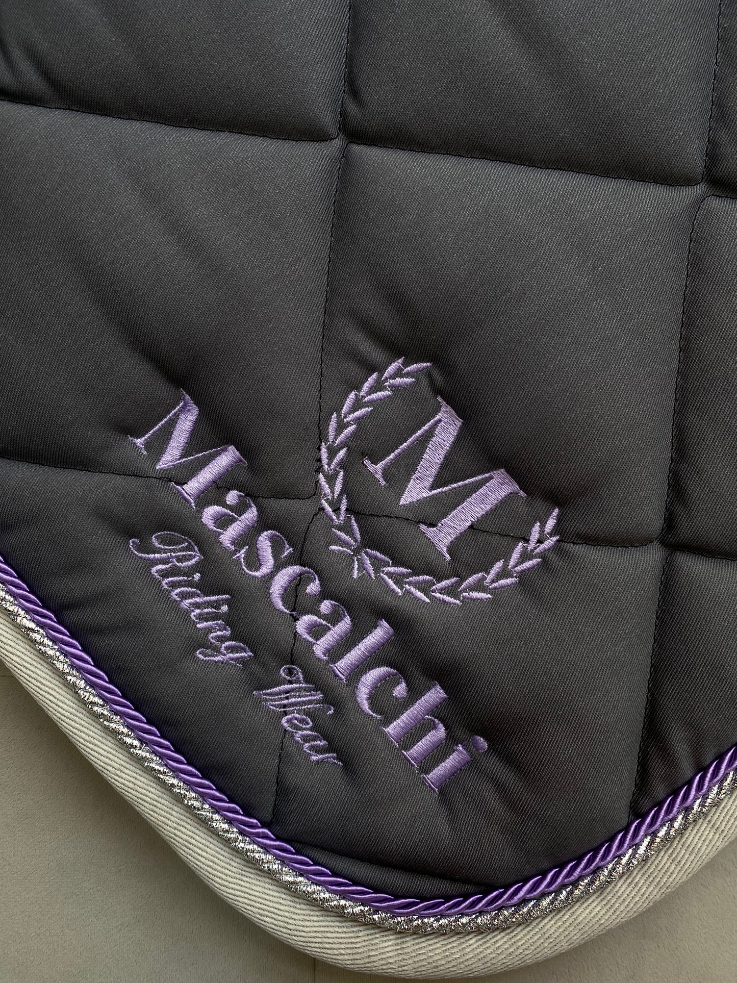 Sottosella MAVY | El gaucho sport