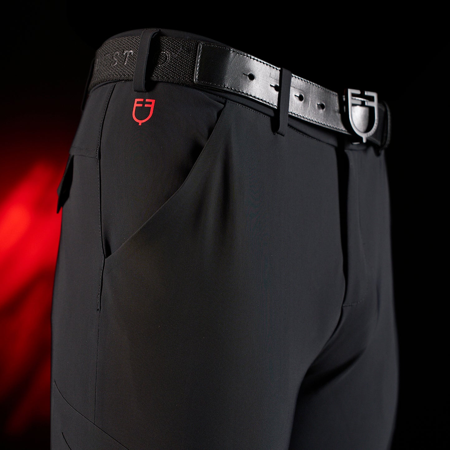 Pantaloni Uomo Bielastici con Full Grip – Equestro Ridertechnology | El Gaucho Sport