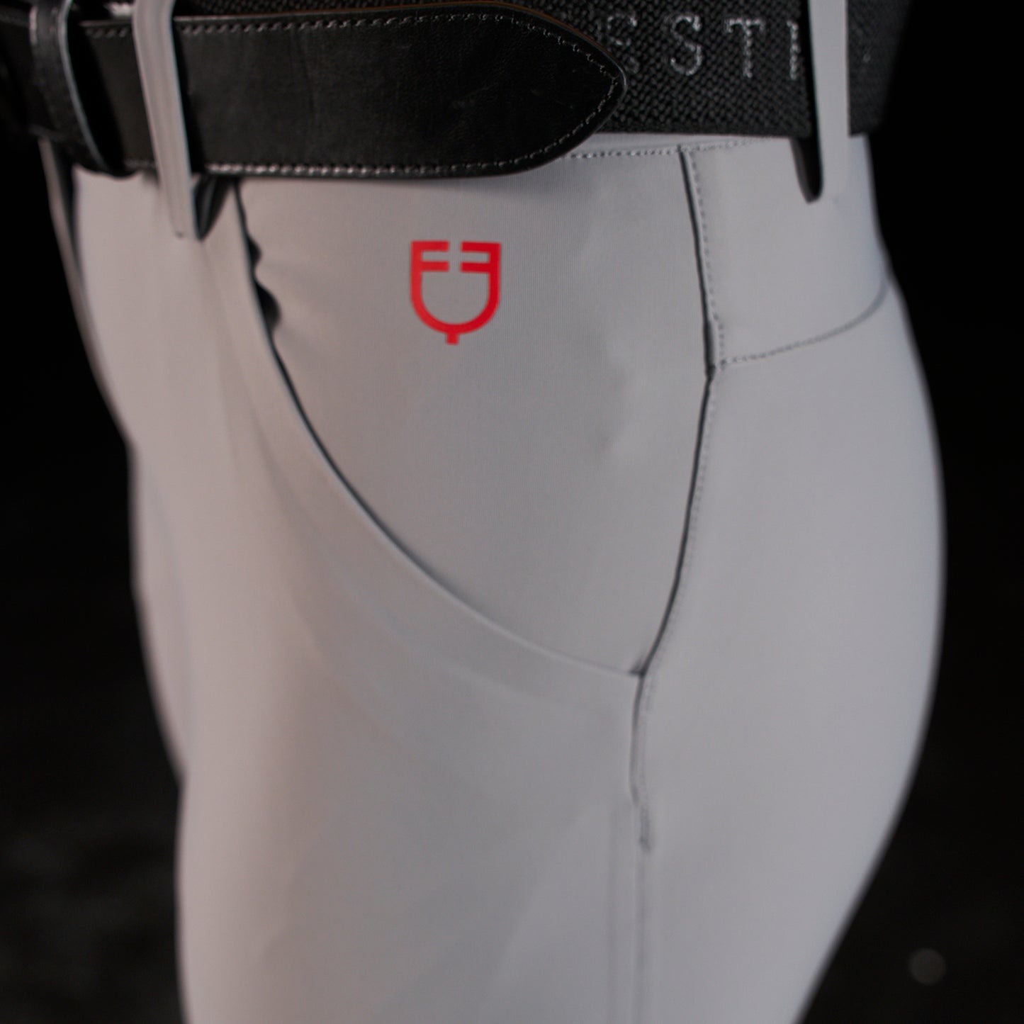 Pantaloni Donna Bielastici con Full Grip – Equestro Ridertechnology | El Gaucho Sport