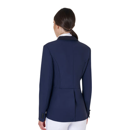 Demi-frack femme pour concours de dressage