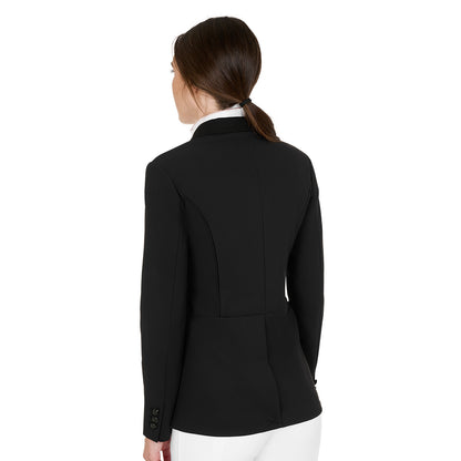 Demi-frack femme pour concours de dressage